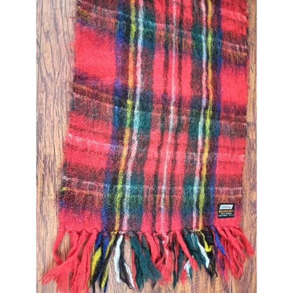 St.Michael Red Green Long Hair Tartan Plaid Mohair Wool Britain Scarf Wrap Lux - Picture 4 of 6